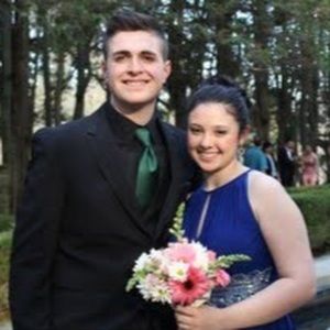 Meet your Posher, Claire